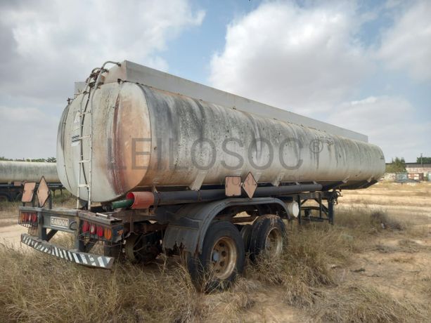 Semirreboque Cisterna de Combustível da marca RANDON, modelo SRTQLT0235