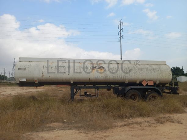 Semirreboque Cisterna de Combustível da marca RANDON, modelo SRTQLT0235