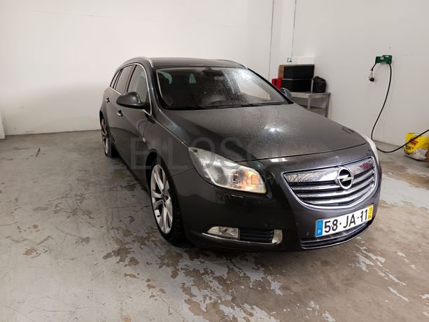 Opel Insígnia Sports Tourer Diesel CDTI · Ano 2010