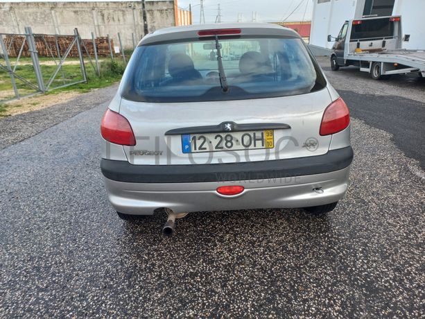 Peugeot 206 · Ano 1999