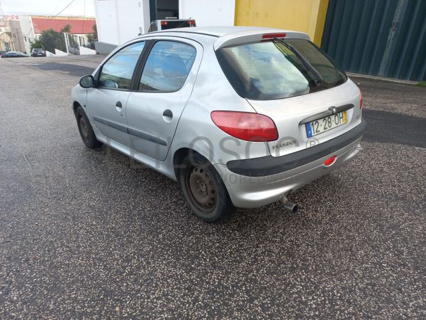 Peugeot 206 · Ano 1999