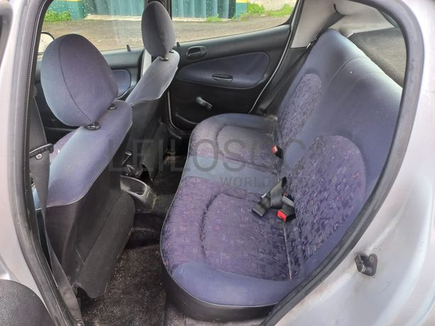 Peugeot 206 · Ano 1999