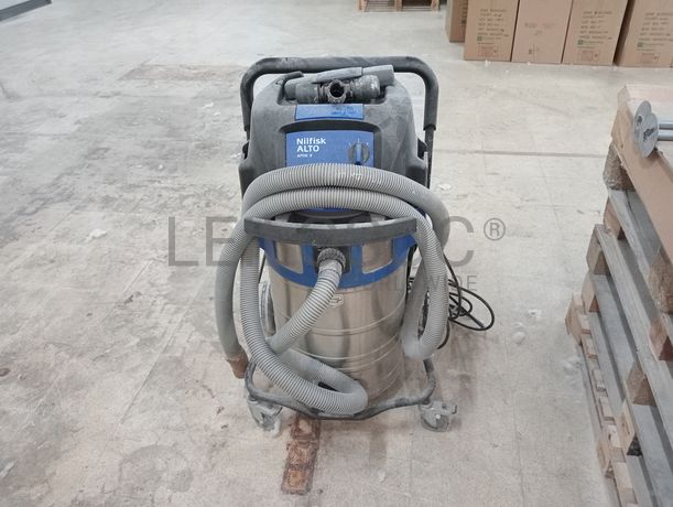 Unidade Industrial 2 · Tecelagem e Confeção/ Logística