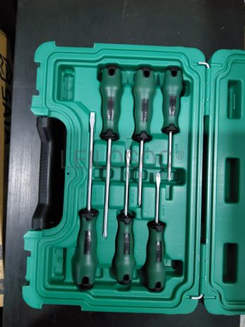 CHAVES FENDAS E PHILLIPS