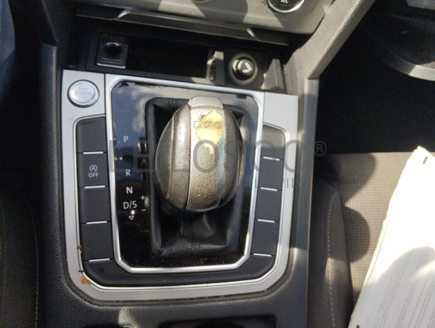 Volkswagen Passat · Ano 2015