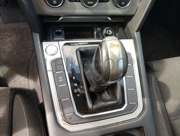 Volkswagen Passat · Ano 2015