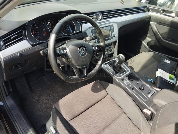 Volkswagen Passat · Ano 2015