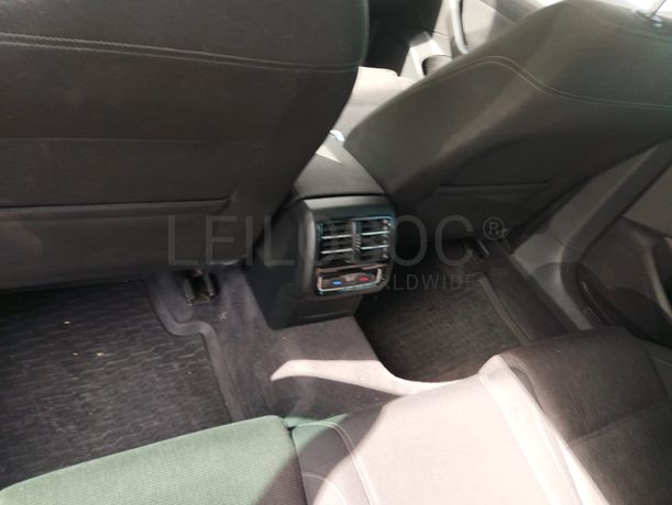 Volkswagen Passat · Ano 2015