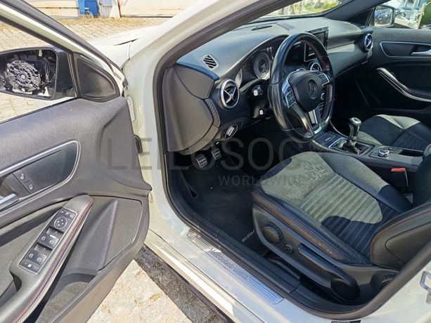 Mercedes-Benz A180 · Ano 2013