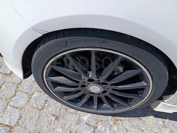 Mercedes-Benz A180 · Ano 2013