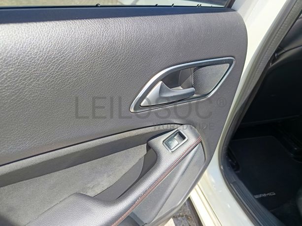 Mercedes-Benz A180 · Ano 2013