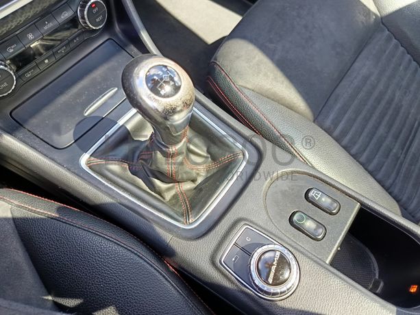 Mercedes-Benz A180 · Ano 2013