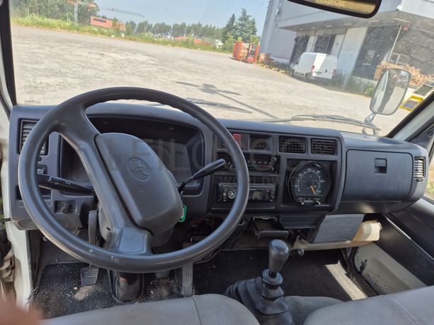 Toyota Dyna · Ano 2000