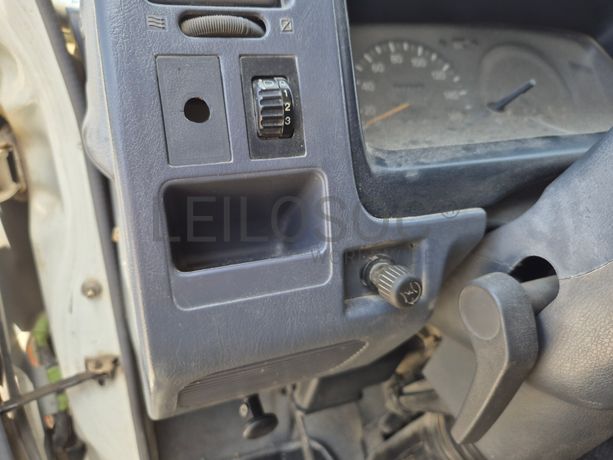 Toyota Dyna · Ano 2000