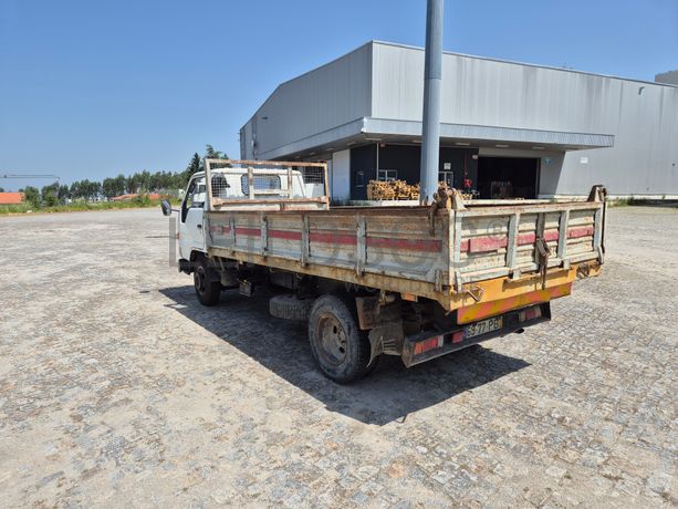 Toyota Dyna · Ano 2000