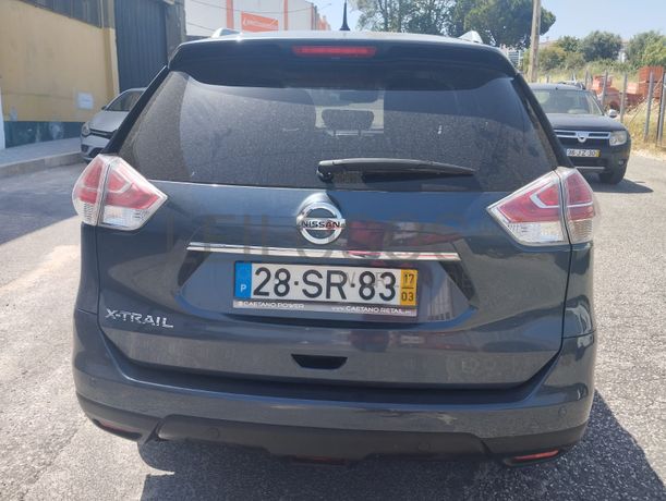 Nissan X-Trail · Ano 2017