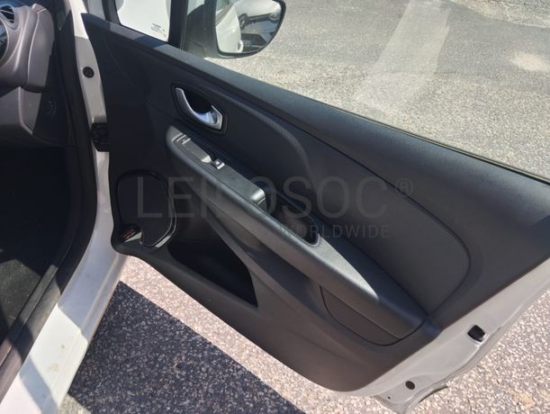 Renault Clio · Ano 2016