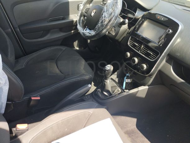Renault Clio · Ano 2016