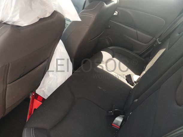 Renault Clio · Ano 2016