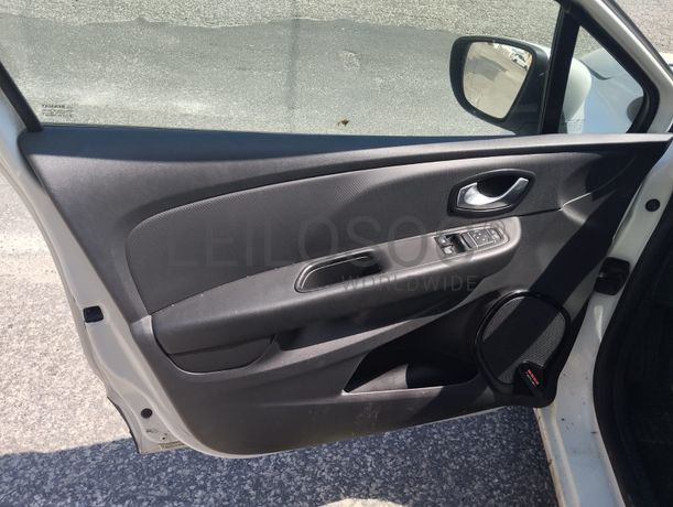 Renault Clio · Ano 2016
