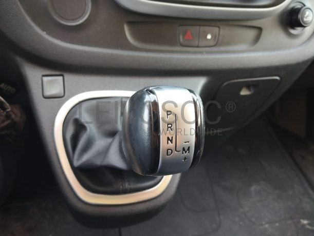 Renault Trafic · Ano 2020