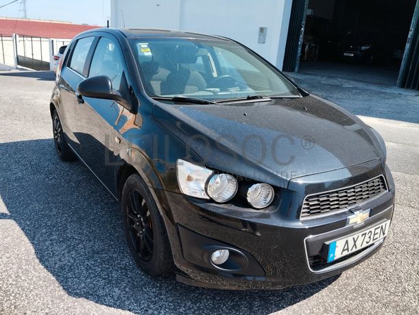 Chevrolet Aveo · Ano 2012
