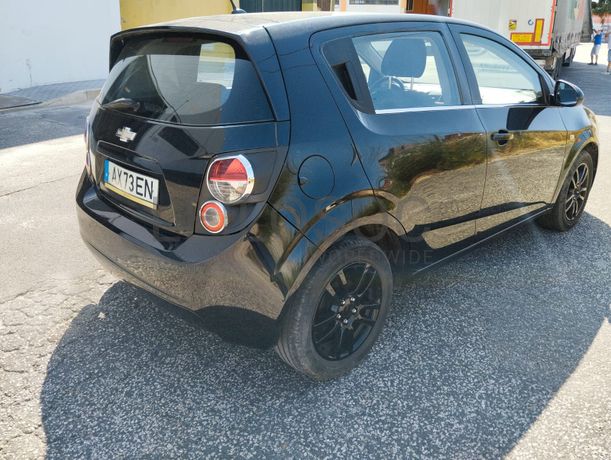 Chevrolet Aveo · Ano 2012