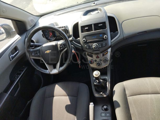 Chevrolet Aveo · Ano 2012