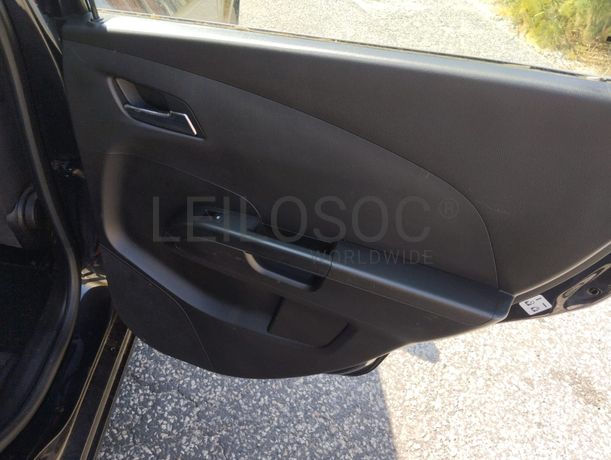 Chevrolet Aveo · Ano 2012