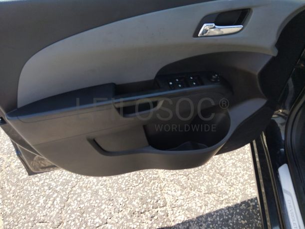 Chevrolet Aveo · Ano 2012