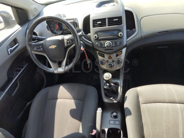Chevrolet Aveo · Ano 2012
