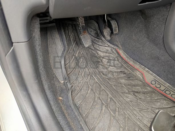 Volvo C30 · Ano 2010