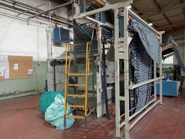 Unidade Industrial Completa · Armazém + Tinturaria