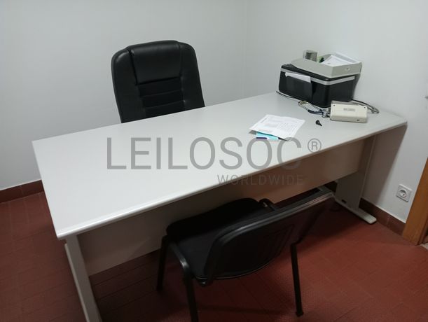 Unidade Industrial Completa · Armazém + Tinturaria