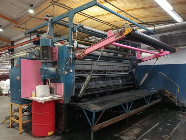 Unidade Industrial Completa · Armazém + Tinturaria