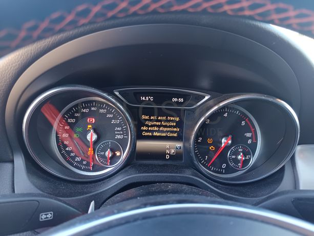 Mercedes-Benz CLA 220d · Ano 2017