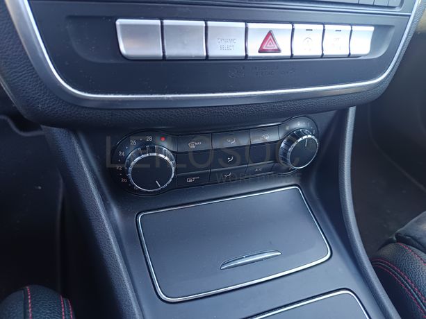 Mercedes-Benz CLA 220d · Ano 2017