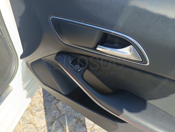 Mercedes-Benz CLA 220d · Ano 2017