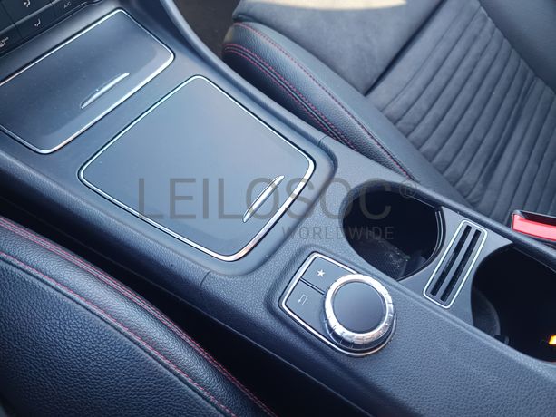 Mercedes-Benz CLA 220d · Ano 2017