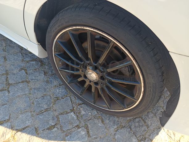 Mercedes-Benz CLA 220d · Ano 2017