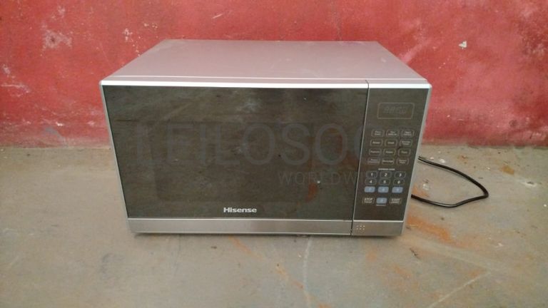 microondas - Hisense.