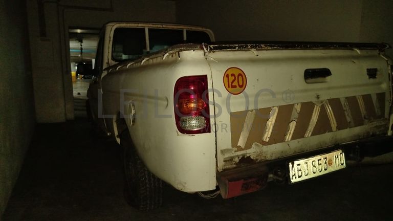 Mahindra Scorpio 2.60m - 2012