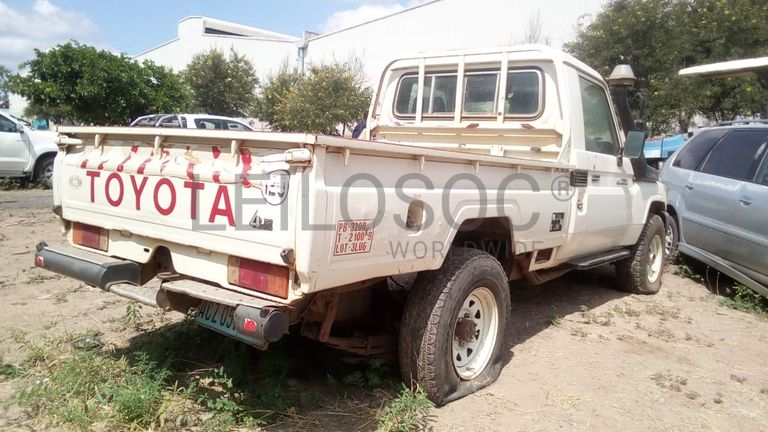 Toyota/Land Cruiser - 2013