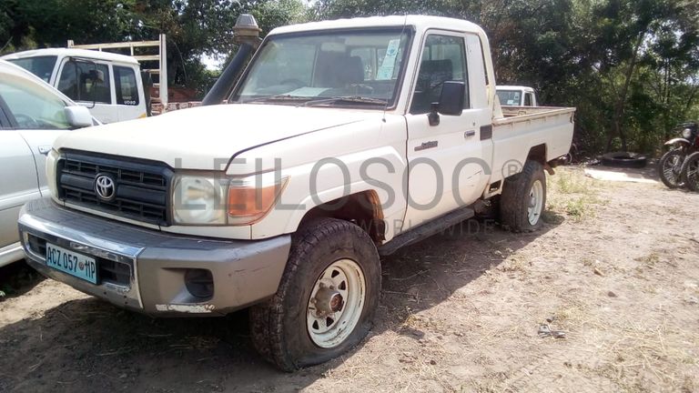 Toyota/Land Cruiser - 2013