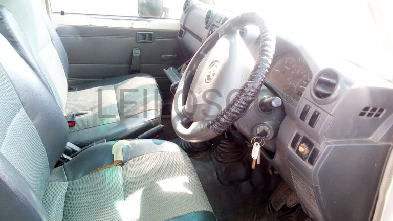 Toyota/Land Cruiser - 2015