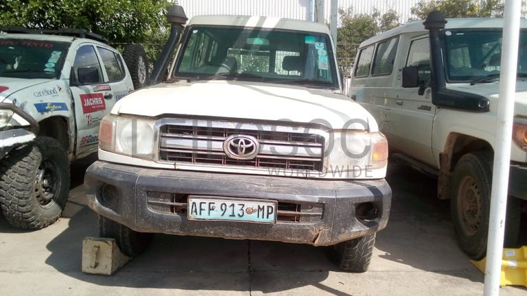 Toyota/Land Cruiser - 2015