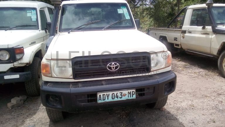 Toyota/Land Cruiser - 2014