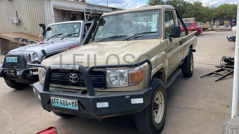 Toyota/LandCruiser - 2015