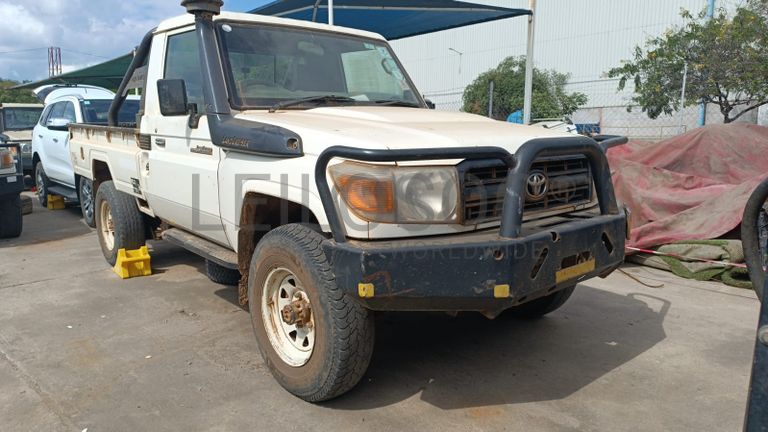 Toyota/LandCruiser - 2012