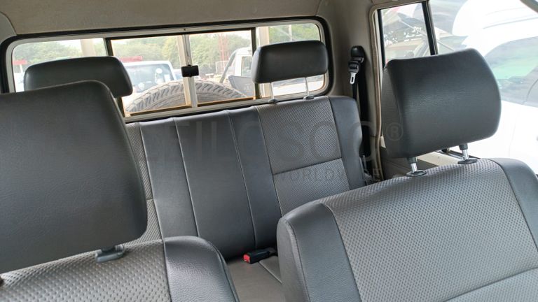 Toyota/LandCruiser - 2014